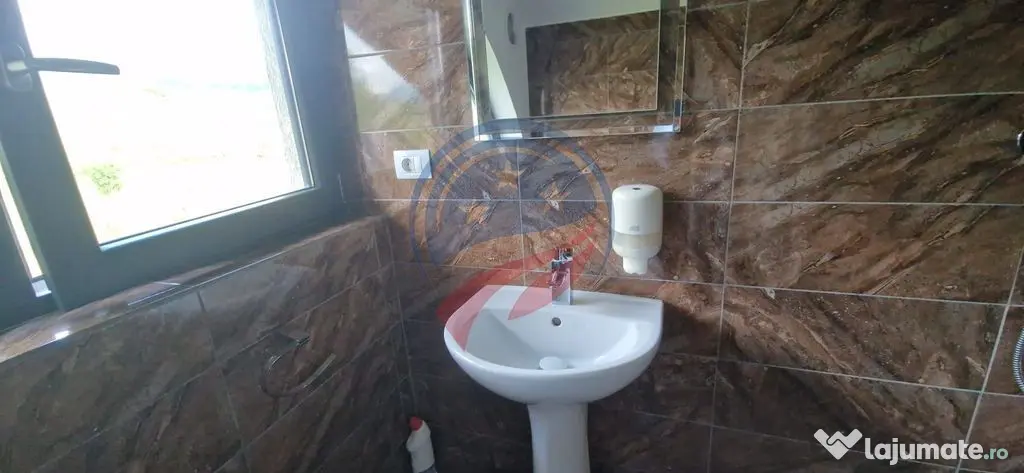 Pensiune în Călimănești + 2 A-Frame - Teren 5.574 mp ...