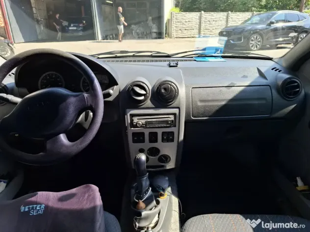 Dacia Logan Laureat 2004 GPL