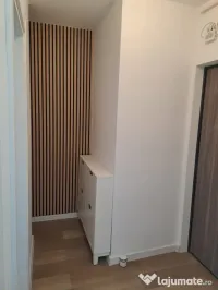 Timpuri noi piscului moderna cu centrala