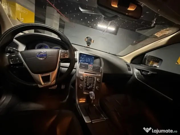 XC 60 4x4 R-DESIGN 2013