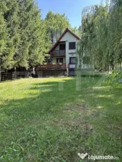 Casă de vacanță cu panoramă spectaculoasă în Bran –