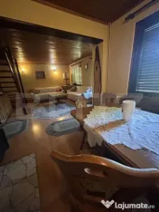 Casă de vacanță cu panoramă spectaculoasă în Bran –