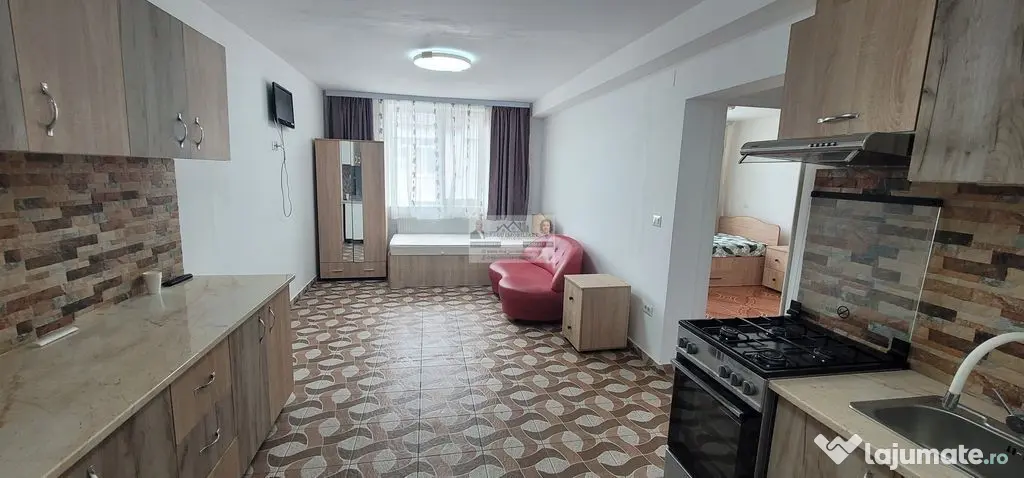 Apartament 2 camere/Renovat/Mobilat si Utilat/Adjud
