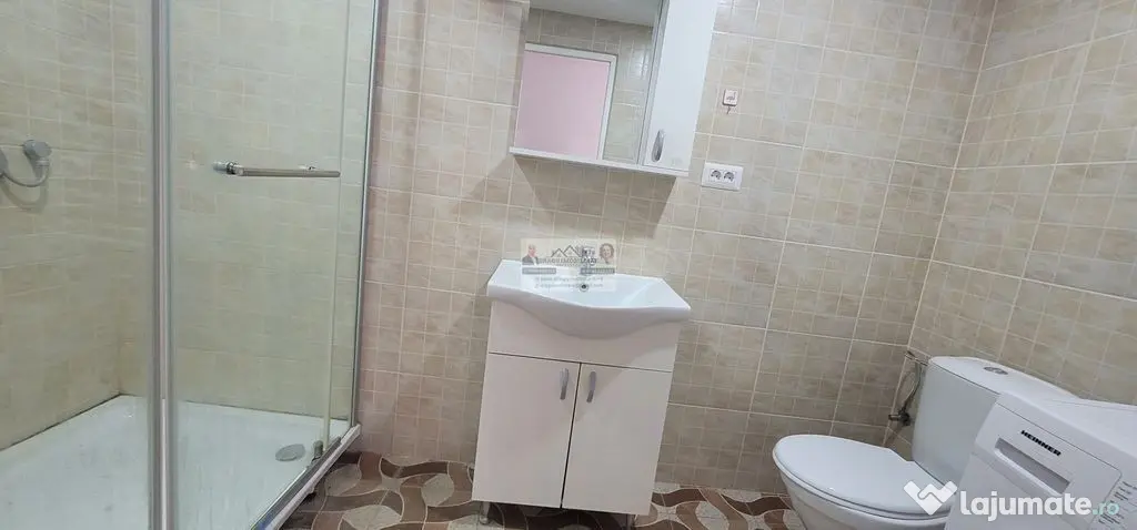 Apartament 2 camere/Renovat/Mobilat si Utilat/Adjud