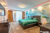 Casa\Vilă 7 camere cu Piscină, Garaj Subteran, zona Balotesti
