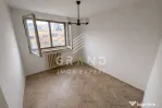 Apartament 3 camere, renovabil I zona Piata Flora I Mănăș