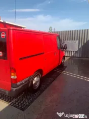 Ford tranzit 2.0 ,an 2001 