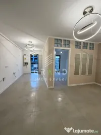 Apartament 3 camere de vanzare , Eroilor, Floresti. 