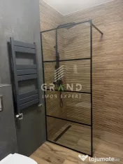 Apartament 3 camere de vanzare , Eroilor, Floresti. 