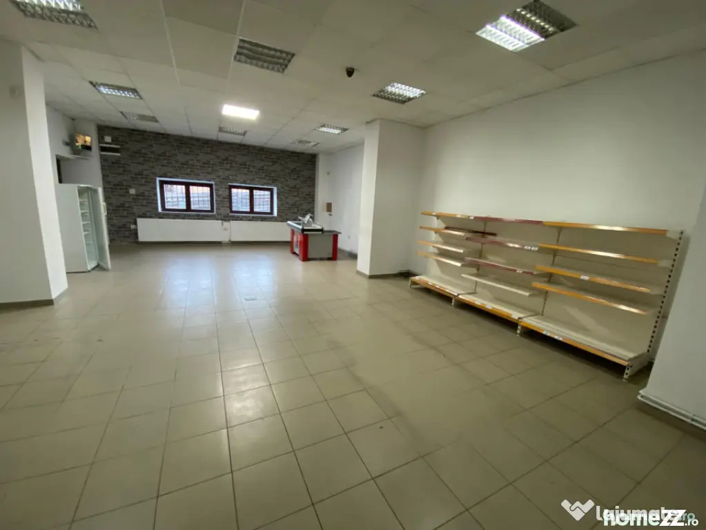 Spatiu comercial in Poplaca