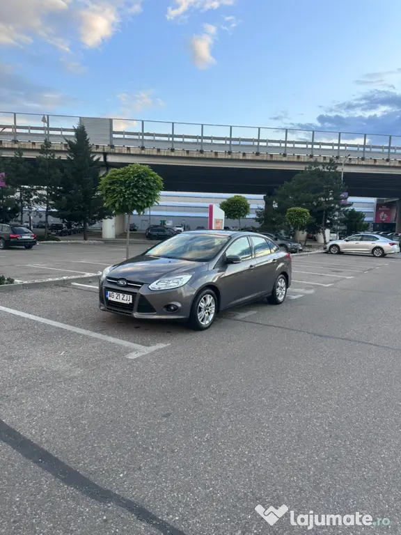 Ford Focus 1.6 aspirat