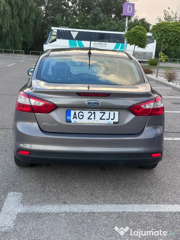 Ford Focus 1.6 aspirat