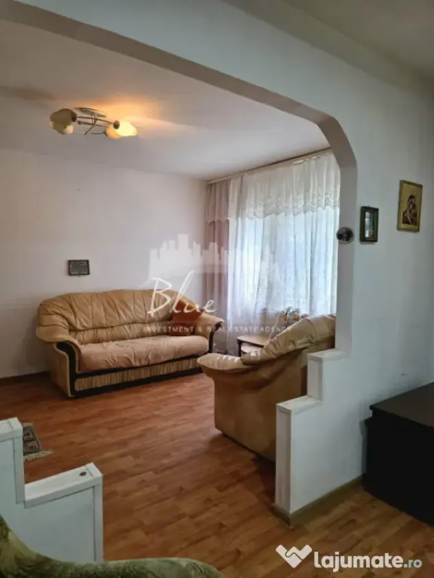 Apartament 3 camere cu 2 intrari, situat in Centru