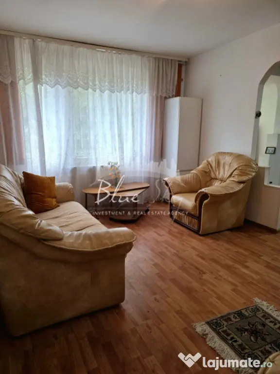Apartament 3 camere cu 2 intrari, situat in Centru