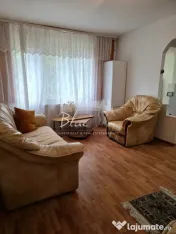 Apartament 3 camere cu 2 intrari, situat in Centru 