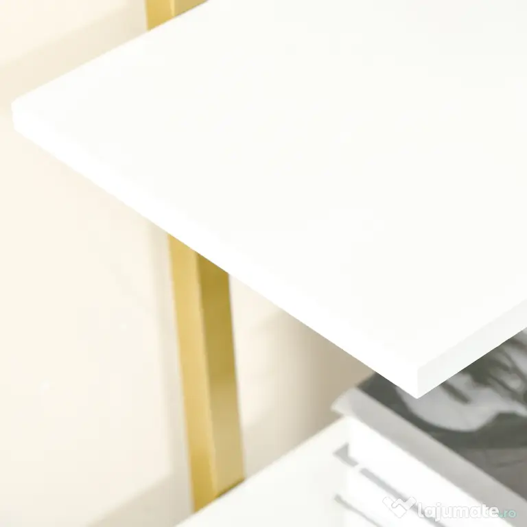 Homcom Raft 4 Niveluri – Lemn & Otel Auriu, Elegant si Multifunctional