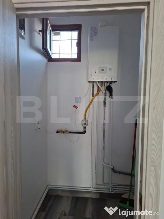 Spațiu comercial central, 31 mp, vad excelent – vis-a-vis