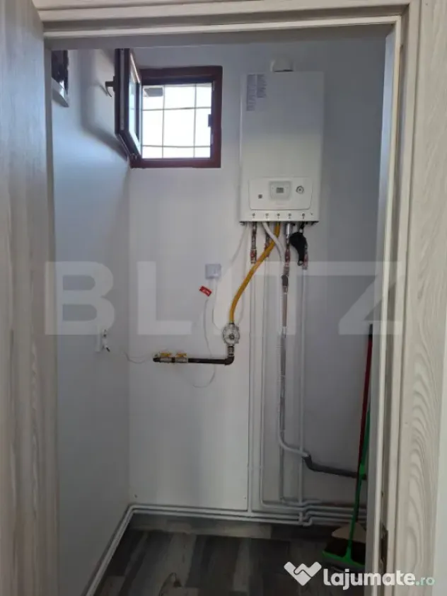 Spațiu comercial central, 31 mp, vad excelent – vis-a-vis