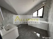 Casă individuală 4 camere 2 băi 130 metri utili!