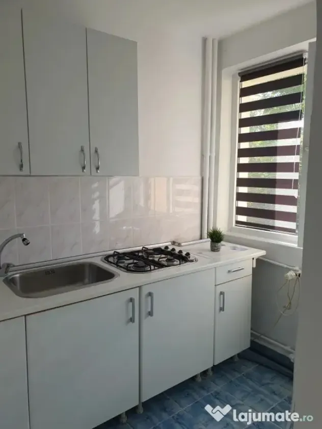 Iancului etaj 3 semidecomandat