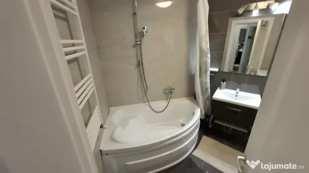 Bloc nou,apartament LUX 2 camere D, in Pacurari, loc parcare
