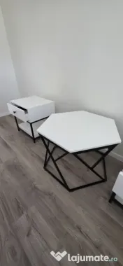 vand set 2 noptiere si masa 