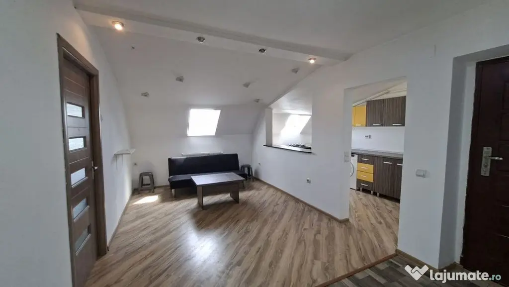 Apartament 3 camere Stefanesti - In Spate la Carrefour