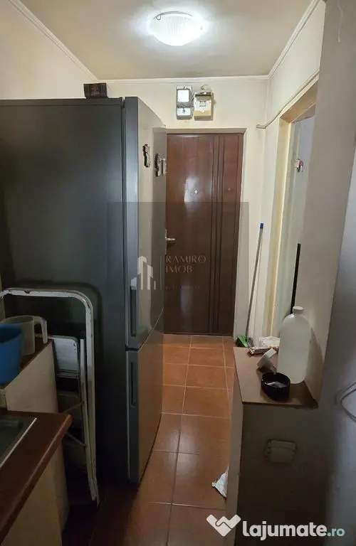 Apartament 2 camere DE RENOVAT BRANCOVEANU