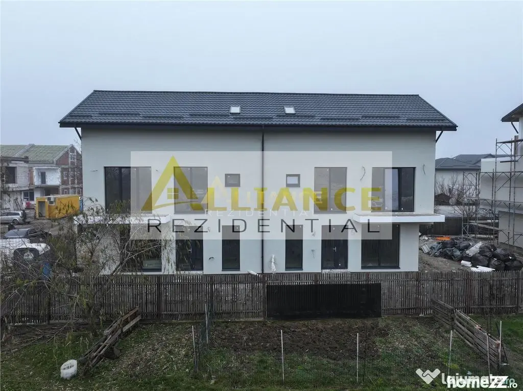 VILA P+1+M de vanzare in zona Primarie - Popesti-Leordeni