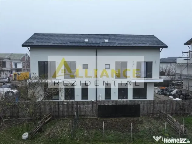 VILA P+1+M de vanzare in zona Primarie - Popesti-Leordeni