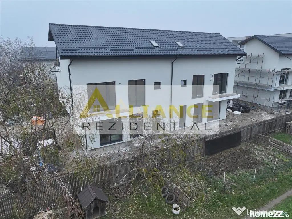 VILA P+1+M de vanzare in zona Primarie - Popesti-Leordeni