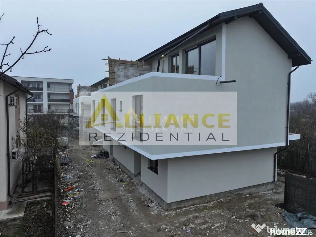 VILA P+1+M de vanzare in zona Primarie - Popesti-Leordeni