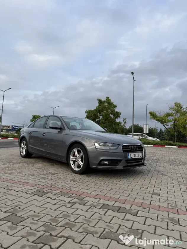 Audi A4 B8.5 2014 Berlină 2.0 TDI Manuala Line Assist Front Assist