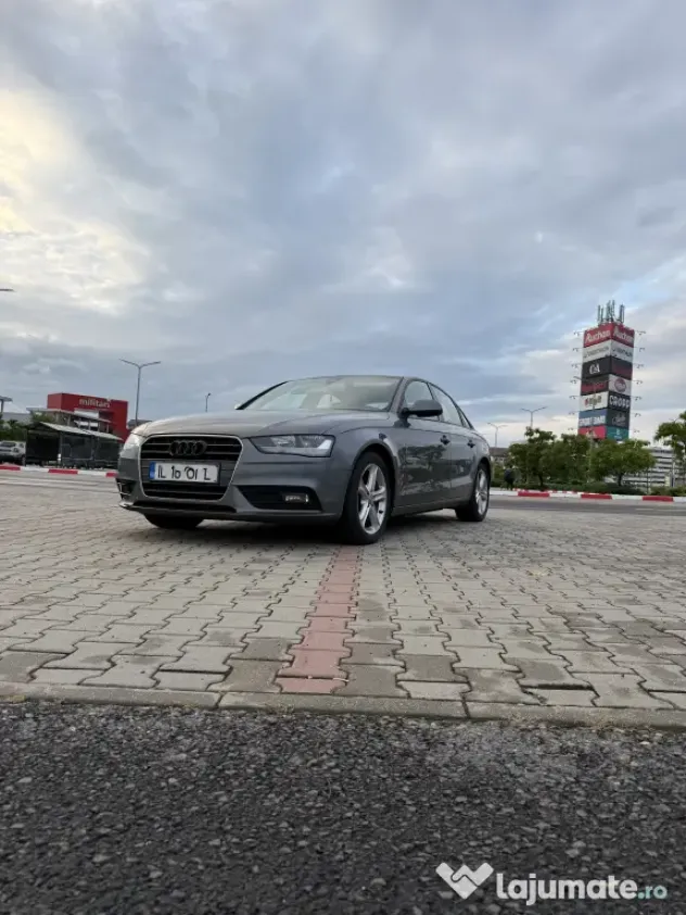 Audi A4 B8.5 2014 Berlină 2.0 TDI Manuala Line Assist Front Assist