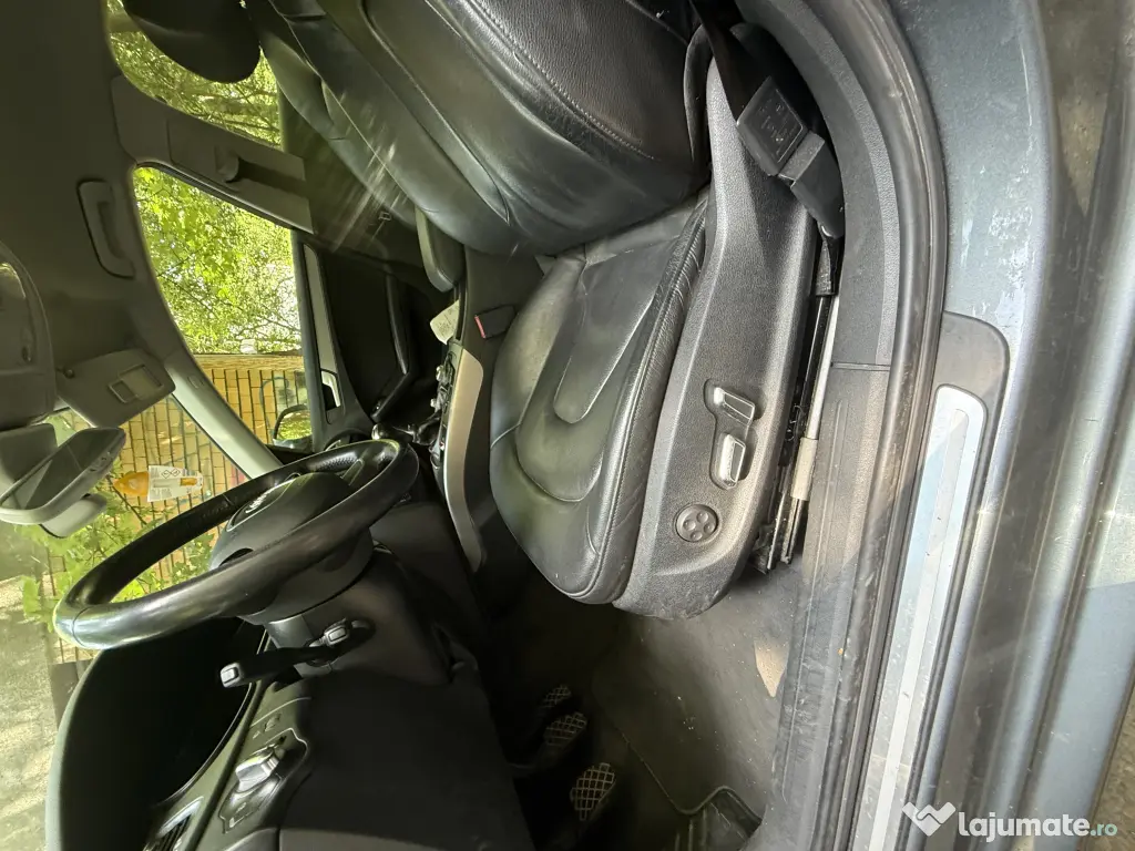 Audi A4 B8.5 2014 Berlină 2.0 TDI Manuala Line Assist Front Assist