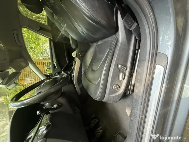 Audi A4 B8.5 2014 Berlină 2.0 TDI Manuala Line Assist Front Assist