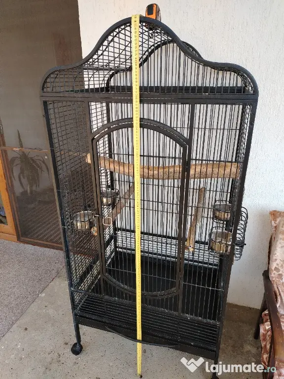Vând colivie voliera papagal mare