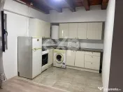 Inchiriere apartament 2 camere in vila, Prundu