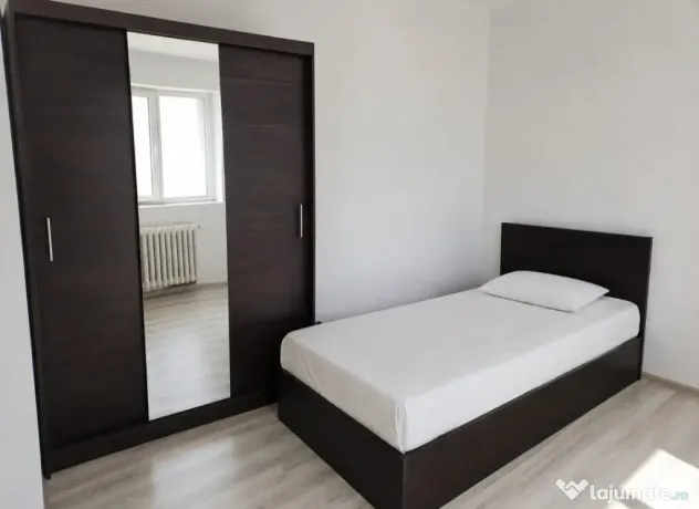 Vand pat single si dulap cu 2 usi si oglinda