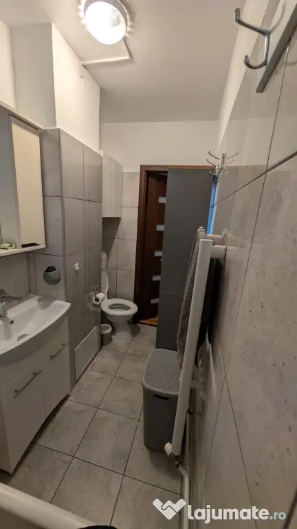 Închiriez apartament 2 camere – 40 mp – Etaj 1 – Vest (Arhip Nicolae), Ploiești