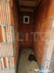 Casa de vanzare 4 camere , garaj si teren 4000 mp 