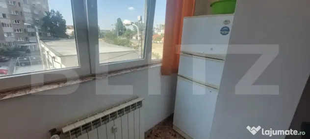 Apartament de inchiriat 3 camere, zona Calea Aradului
