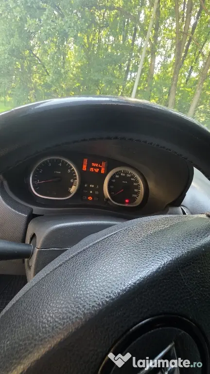 Vând Dacia Duster an 2012
1. motor 1.6 16v 105Cp