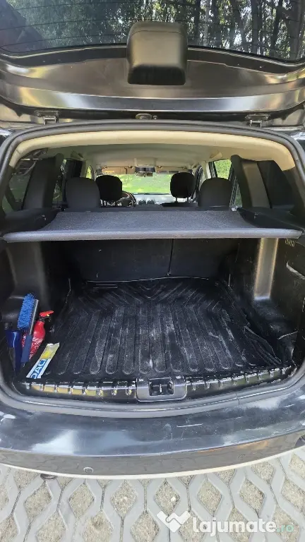 Vând Dacia Duster an 2012
1. motor 1.6 16v 105Cp