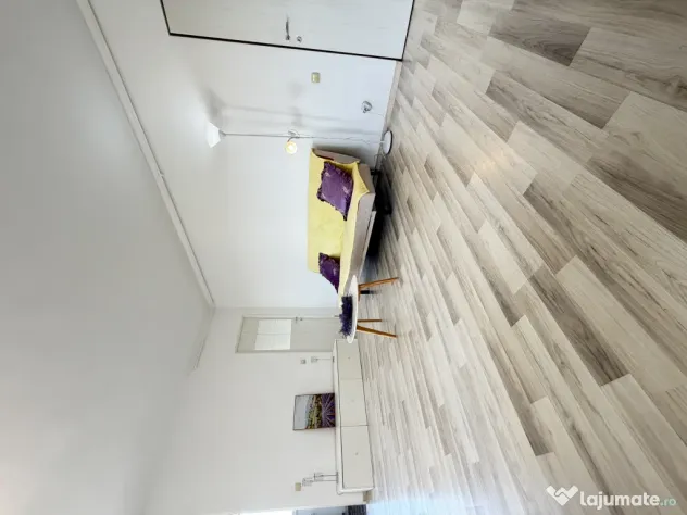 DIRECT Proprietar Studio 53mp ut
