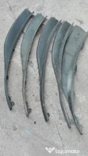 Extensii - spoiler sub bara opel astra j