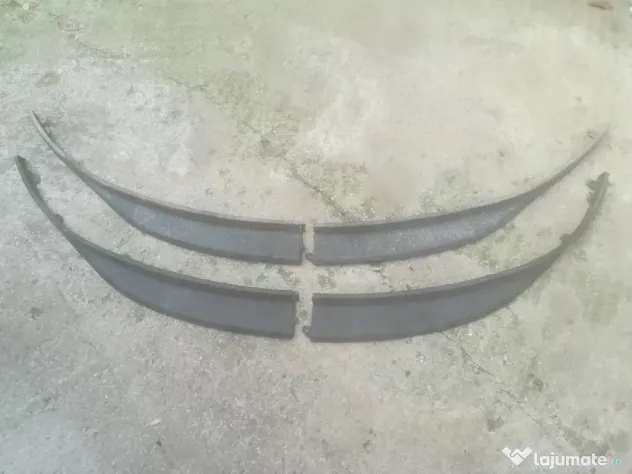 Extensii - spoiler sub bara opel astra j