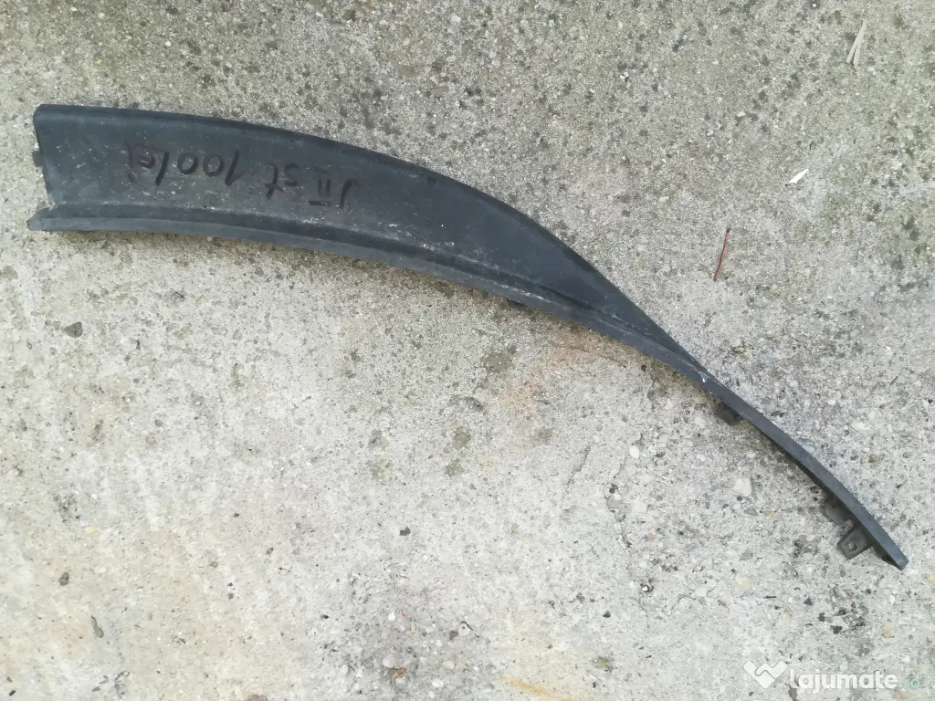 Extensii - spoiler sub bara opel astra j