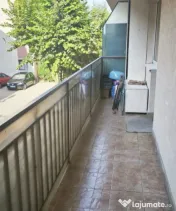 Apartament 3 camere semidecomandat 57m2 , doua dormitoare ,