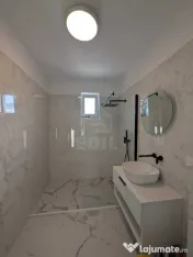 Inchiriere Apartament 2 camere semidecomandat, 53 mp, Razoare 